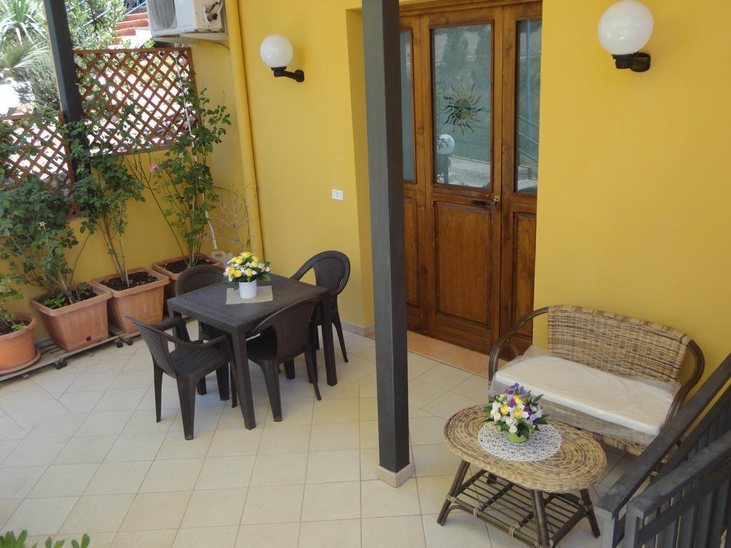 Baciati Dal Sole Διαμέρισμα Πόρτο Εμπέντοκλε Εξωτερικό φωτογραφία